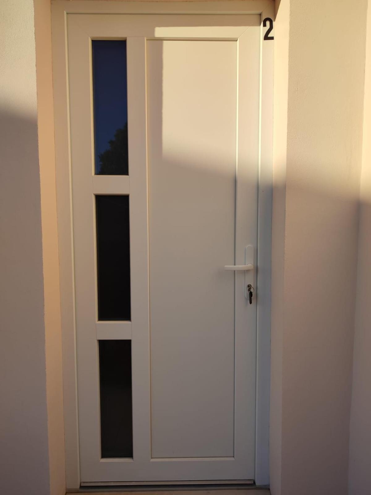 Central Studio Apartment Пула Екстериор снимка